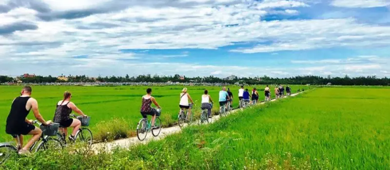 Faire du v&eacute;lo &agrave; Ninh Binh