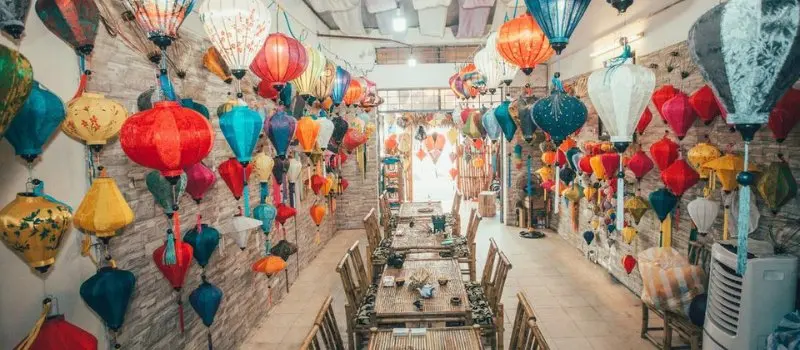 Fabrication des lanternes de Hoi An