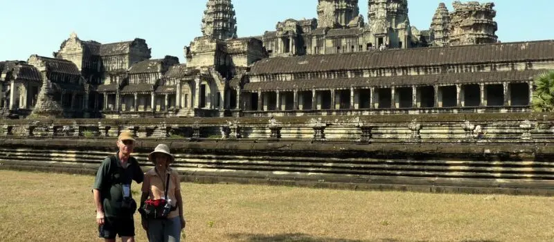 Voyage au Cambodge en famille, circuit en voyage avec des personnes &acirc;g&eacute;es