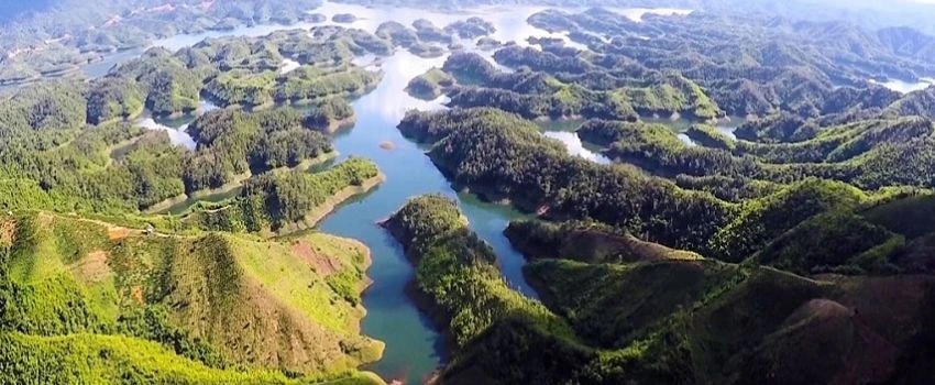 la-baie-de-ha-long-au-tay-nguyen