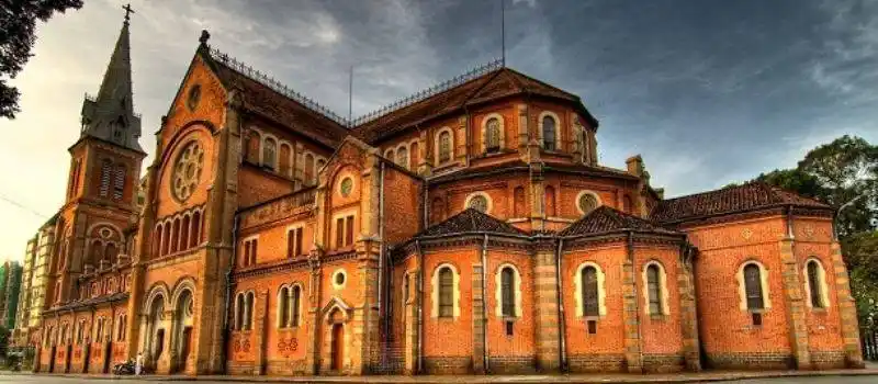 La cath&eacute;drale de Notre Dame de Saigon