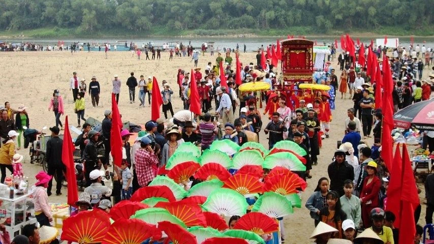 D&eacute;couvrir la f&ecirc;te de la Dame Thu Bon