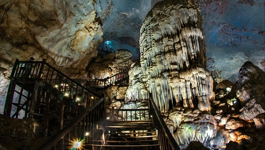 La grotte Thien Duong