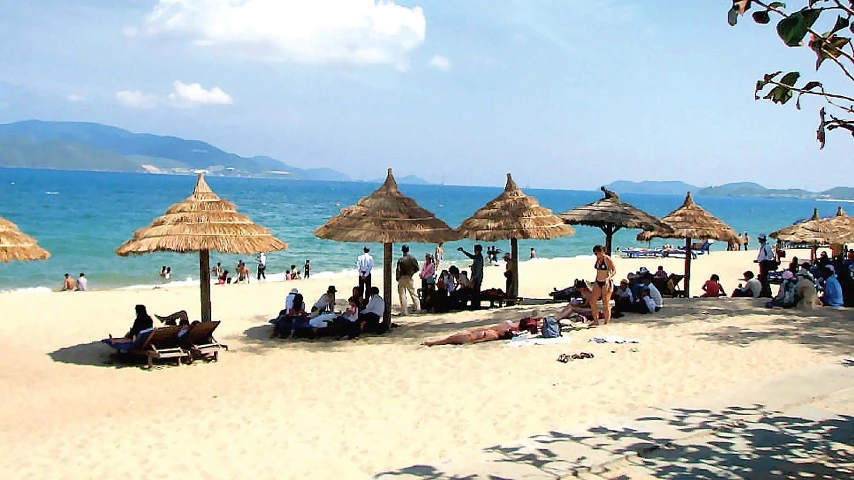 La plage de Nhat Le et le site arch&eacute;ologique de Bau Tro