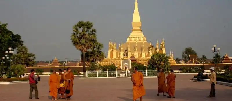 Le Pha That Luang - grand stupa sacr&eacute;
