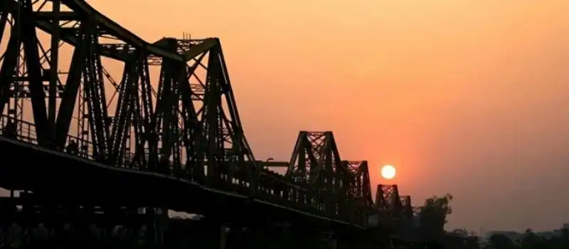 Le pont Long Bien Hanoi