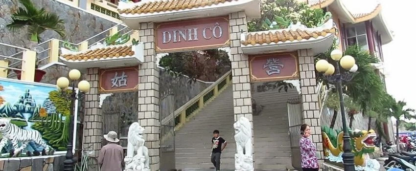 le-temple-de-dinh-co