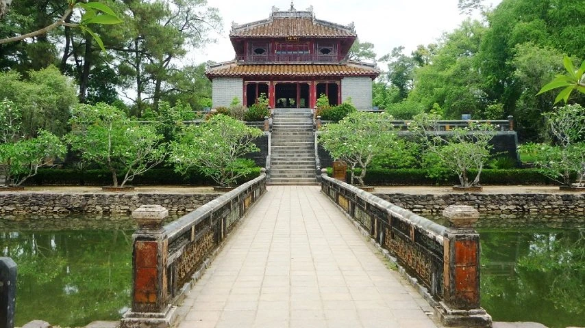Le tombeau de Minh Mang &agrave; Hue