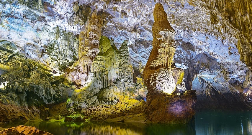 les-grottes-de-phong-nha-ke-bang