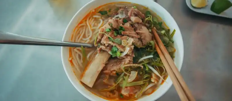 Manger d&eacute;licieux sans casser le budget au Vietnam