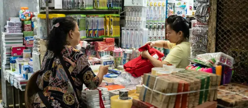 March&eacute; de Dong Xuan Hanoi
