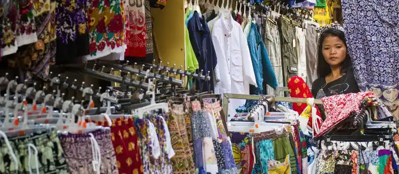 March&eacute;s anim&eacute;s du Cambodge