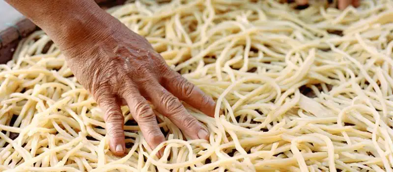 Naissance des nouilles au Vietnam