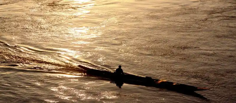 Naviguer paisiblement sur les eaux tranquilles du M&eacute;kong mythique