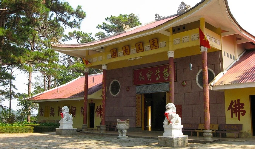 Pagode de Thien Vuong Co Sat