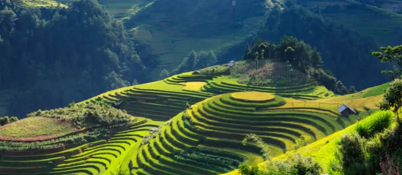 Paysages vari&eacute;s accessibles en un seul voyage