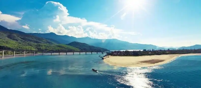 Plage de Lang Co Hue