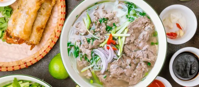 Plat Pho vietnamien