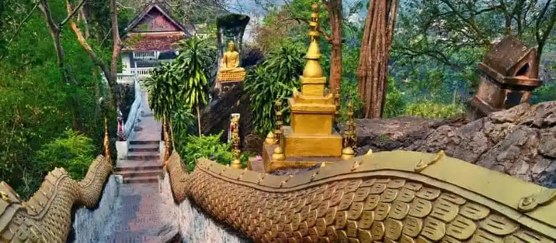 Randonn&eacute;e sur le mont Phousi