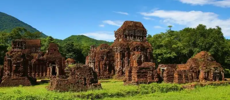 Sanctuaire de My Son Voyage de luxe au Vietnam