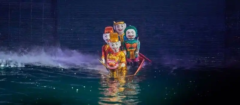 Spectacle de marionnettes sur l&rsquo;eau &agrave; Hanoi