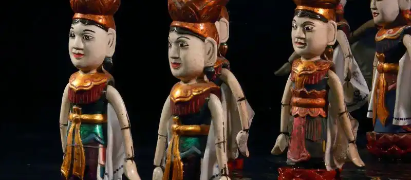 Spectacles de marionnettes sur l'eau