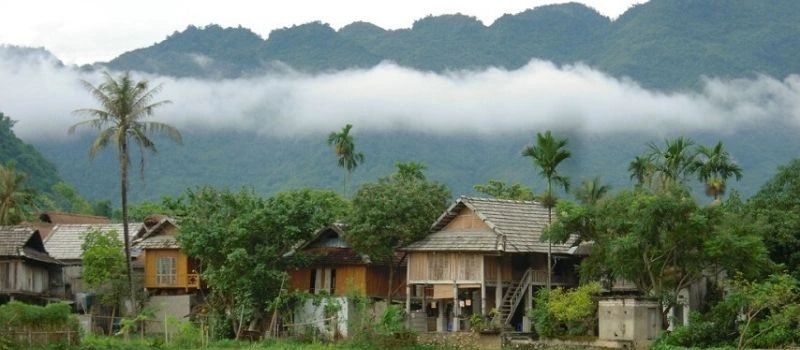 Les villages ethniques des Muongs