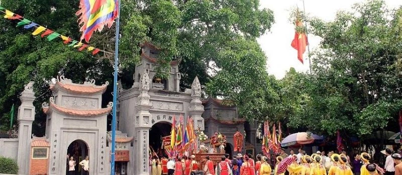 Visite temple Phuong Hoang