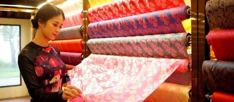 Village de la soie de Van Phuc