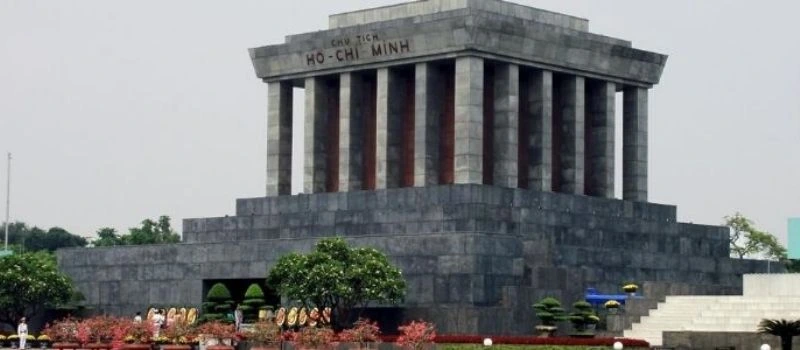mausolee de ho chi minh