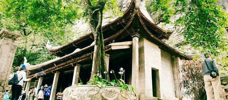 La pagode de Bich Dong