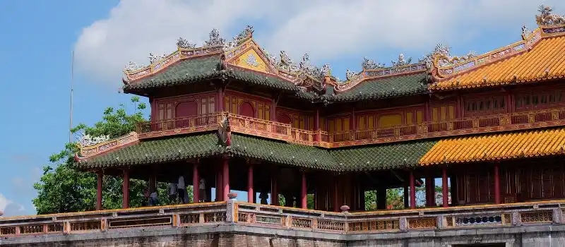 Une exploration en profondeur de la culture et des traditions