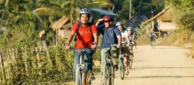 V&eacute;lo &agrave; Luang Prabang Laos