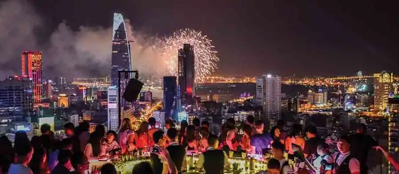 Vie nocturne &agrave; Saigon