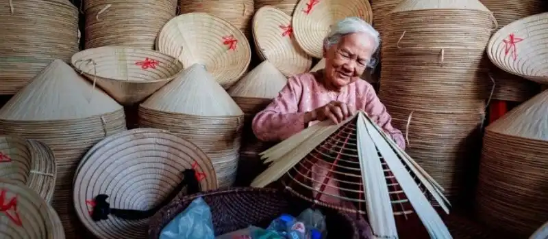 Village de chapeau conique de Chuong