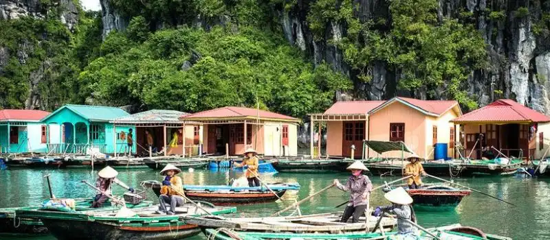 Village flottant de Vung Vieng
