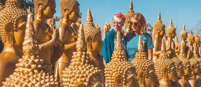 Visite de la ville de Paks&eacute;