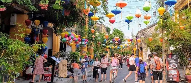 Visiter Hoi An avec le guide francophone local