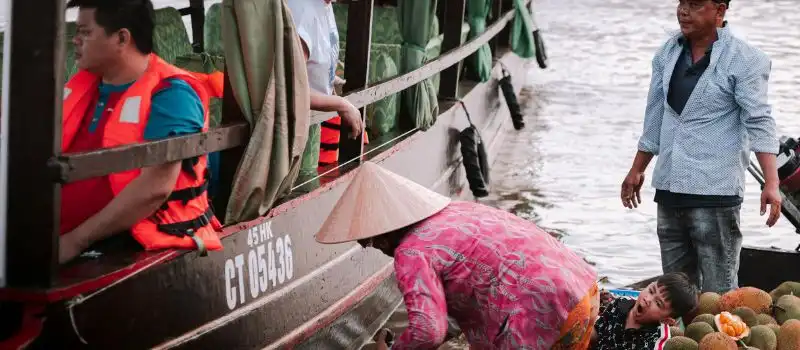 Visites des march&eacute;s flottants du Delta du M&eacute;kong au lever du soleil
