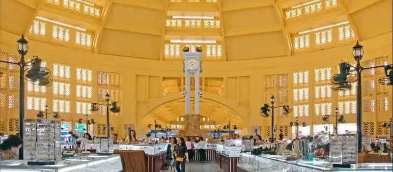 Visitez le march&eacute; central