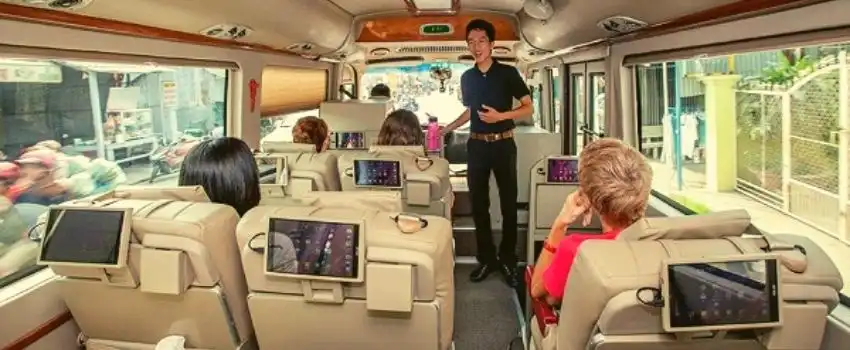 voiture-chauffeur-de-hanoi-a-halong-vietnam