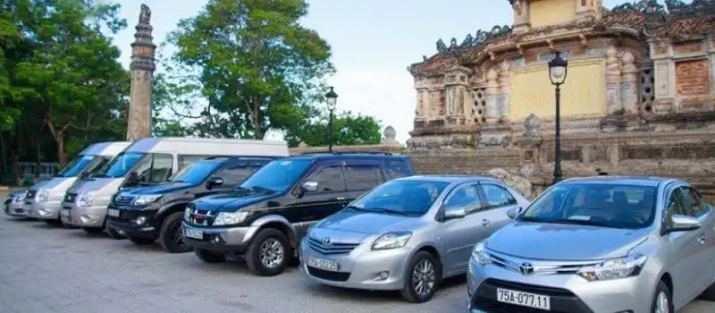 Voiture chauffeur Hanoi Sapa Ha Giang Mai Chau Halong au Nord Vietnam