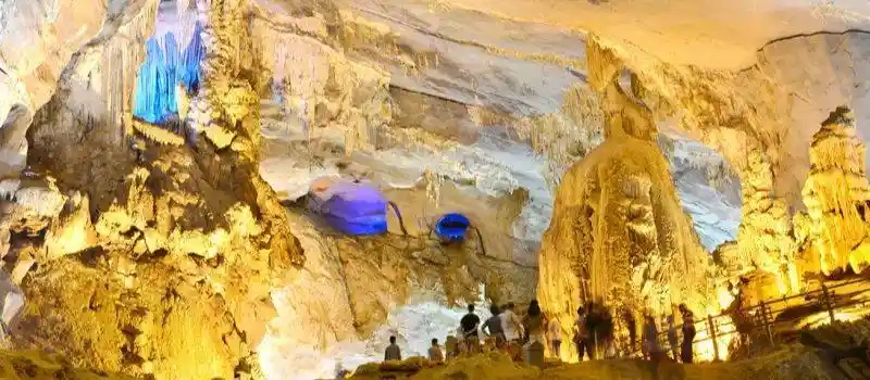 Voiture chauffeur Phong nha Dong Hoi Quang binh