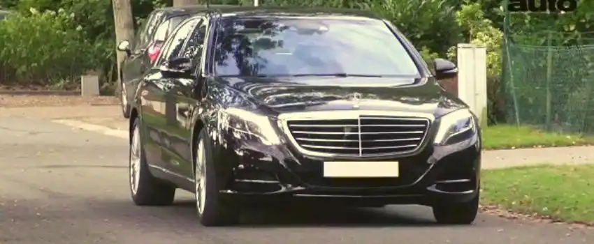 Voiture chauffeur pour transfert a&eacute;roport Saigon Vietnam