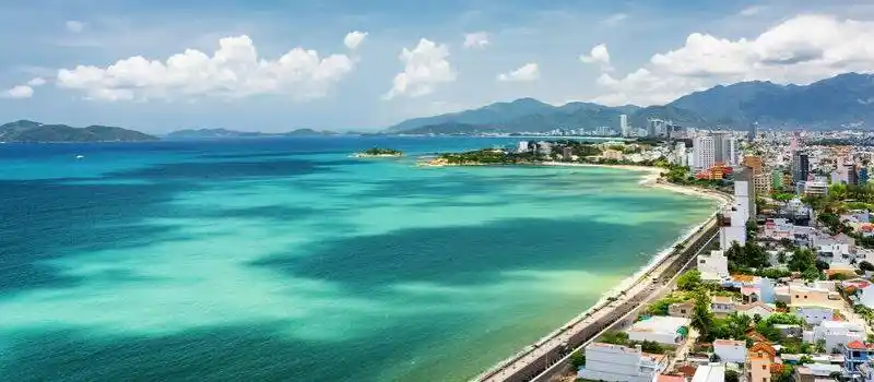 Voiture chauffeur priv&eacute;e Nha trang Vietnam