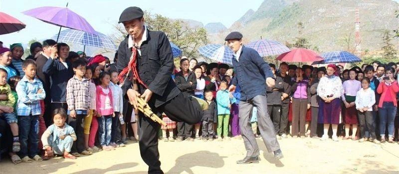 Festival du march&eacute; de l&rsquo;amour de Khau Vai