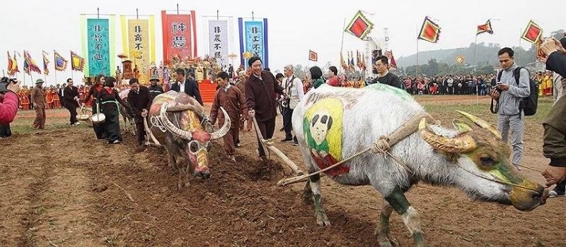 D&eacute;couverte f&ecirc;te Tich Di&ecirc;n