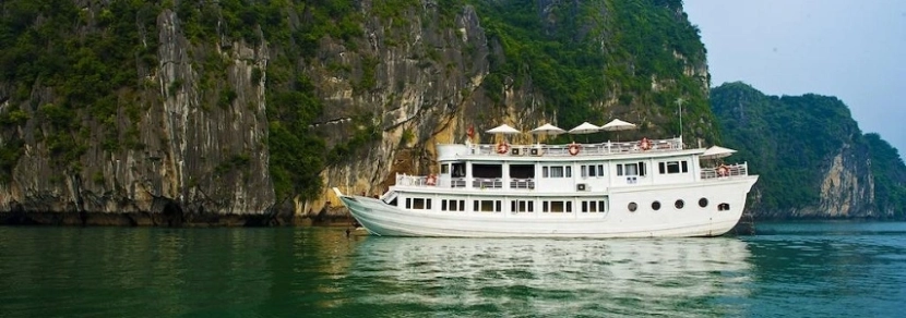 Croisiere en baie Halong sur jonque Bhaya Legend 3 cabines 2 jours 1 nuit 