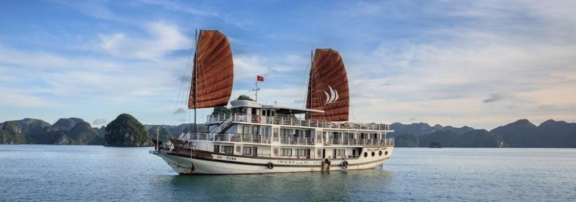 Croisiere en baie Halong sur jonque Glory Legend Halong 2 jours 1 nuit