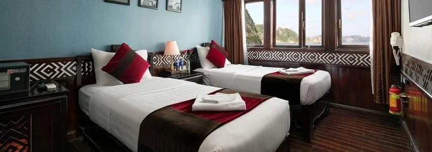 croisiere-en-baie-halong-sur-jonque-carina-halong-2-jours-1-nuit-3